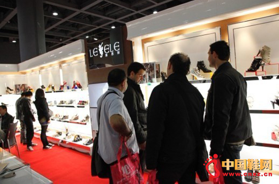 ������ �̙C�o��