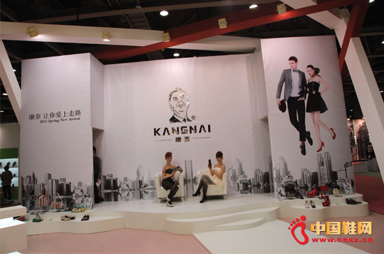 ��Ь�壬���@����Լ�ϲ�g��Ь