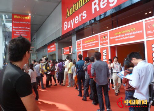 �V�݇��HЬչƤ��Ь��Ь�Cչ5��1���c�_Ļ