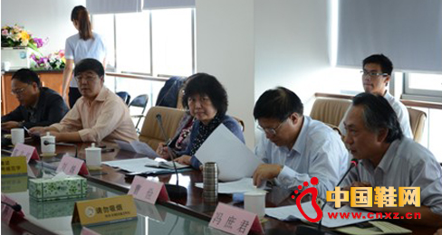 ���Ї�ˮ�����B�ϳɸ�ʾ�����ء����ҿ���M��ˮ��