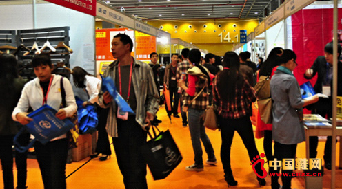 �V�݇��H���o��չ11��ʢ���_Ļ